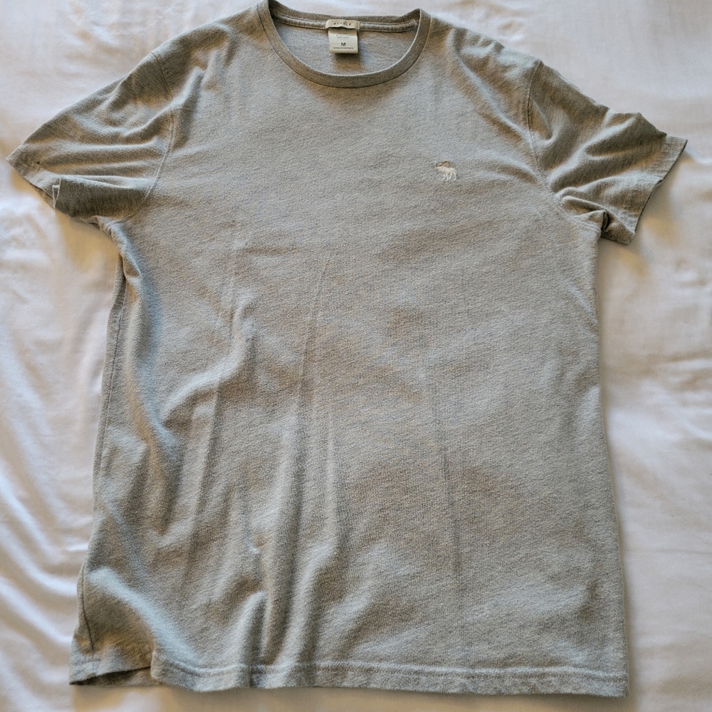 Men's Gray T-Shirt Abercrombie Fitch Medium